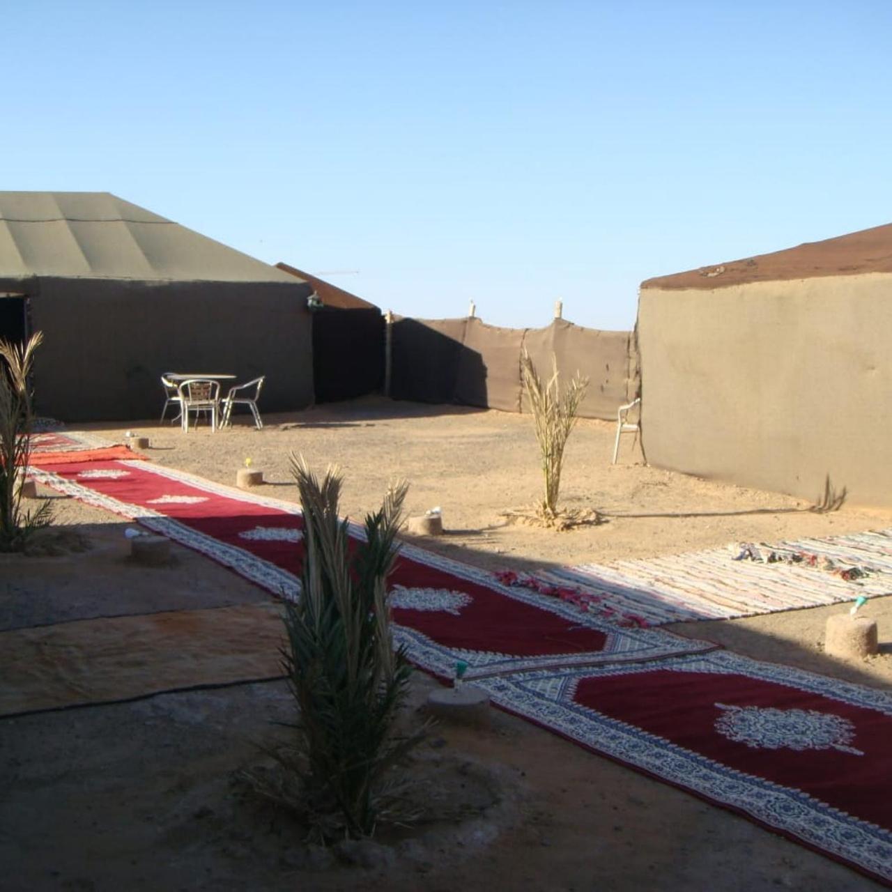 Bivouac La Fibule Des Dunes Мерцуга Екстериор снимка