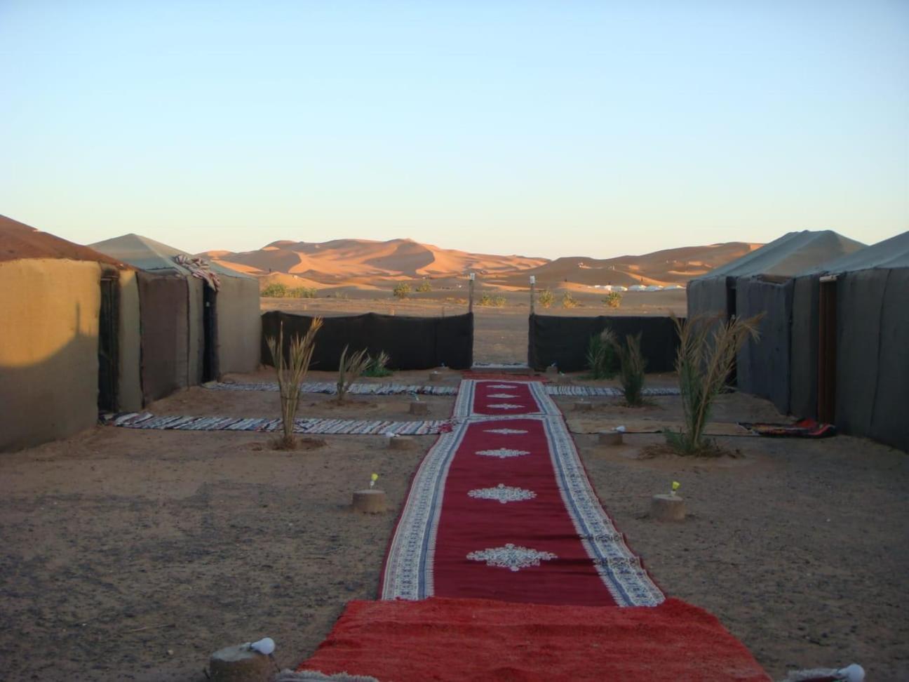 Bivouac La Fibule Des Dunes Мерцуга Екстериор снимка