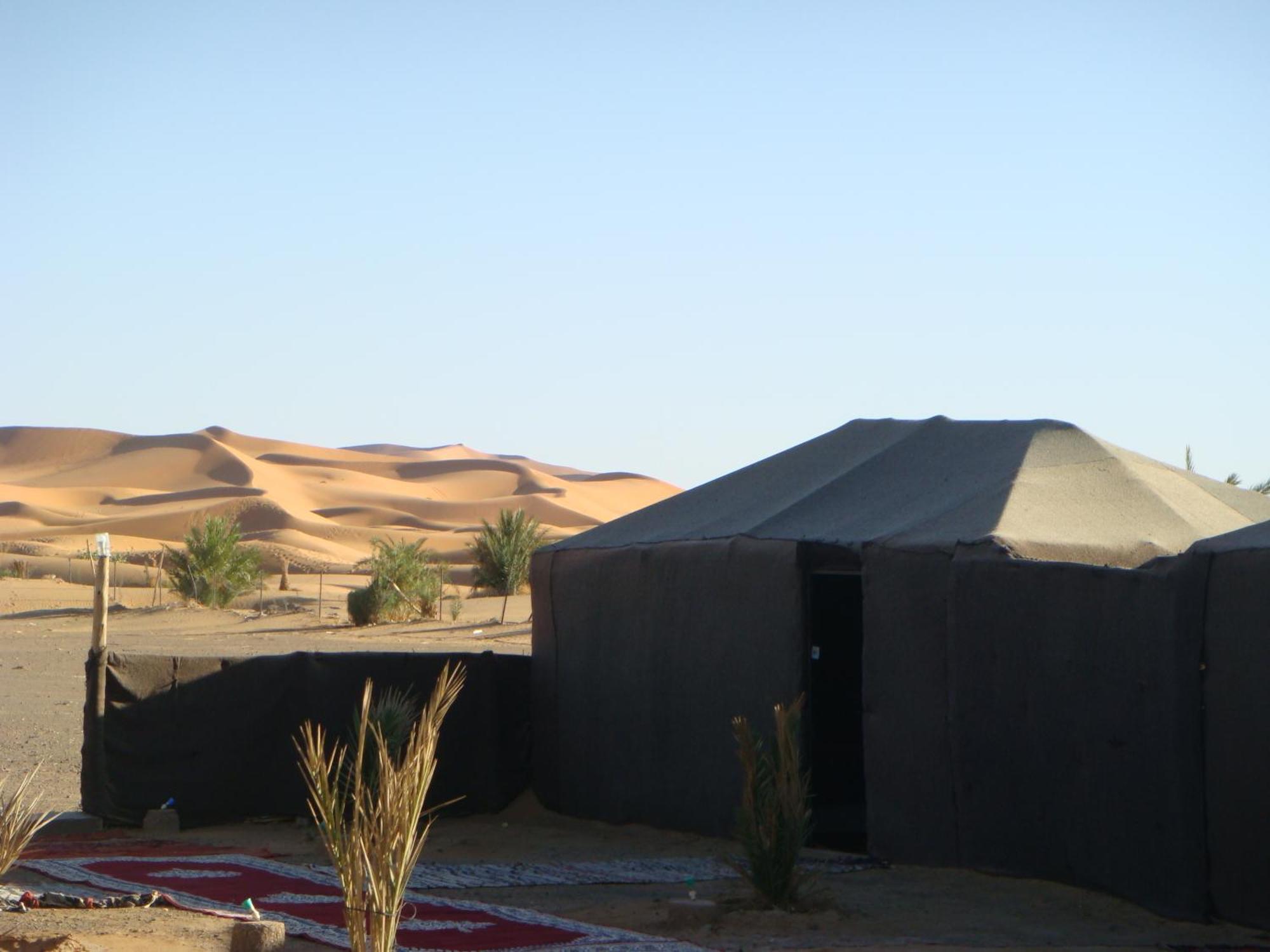 Bivouac La Fibule Des Dunes Мерцуга Екстериор снимка